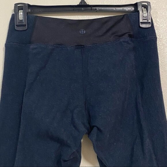 Lululemon Wunder Under Crop*Sashiko Inkwell 22” inseam Size 4 - Picture 6 of 12